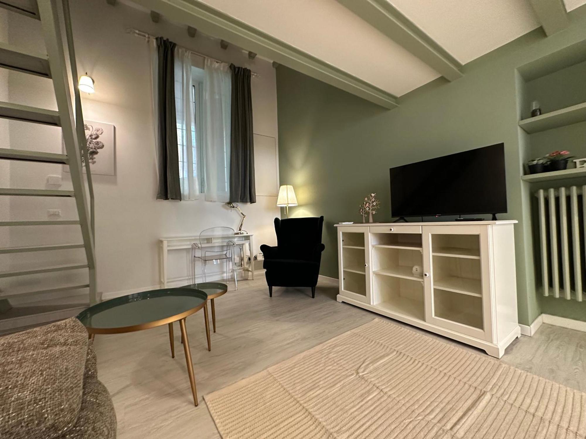 Flowers, A Cozy Suite In Milan Bagian luar foto
